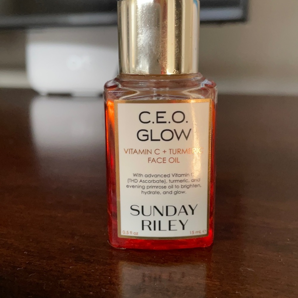 Sunday Riley CEO glow oil 15ml